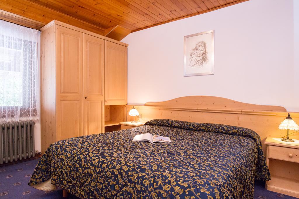 Villa Elena B&B Hotel 圣马蒂诺-迪卡斯特罗扎 外观 照片